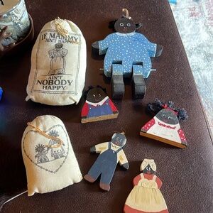 Vintage wooden hand made Figurine Black AMERICANA plus two quilt bags